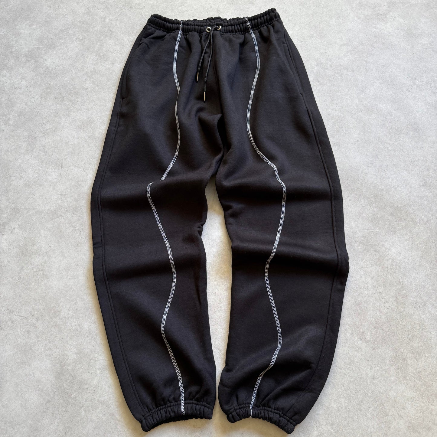 COSMO V2 JOGGERS (CUFFED)