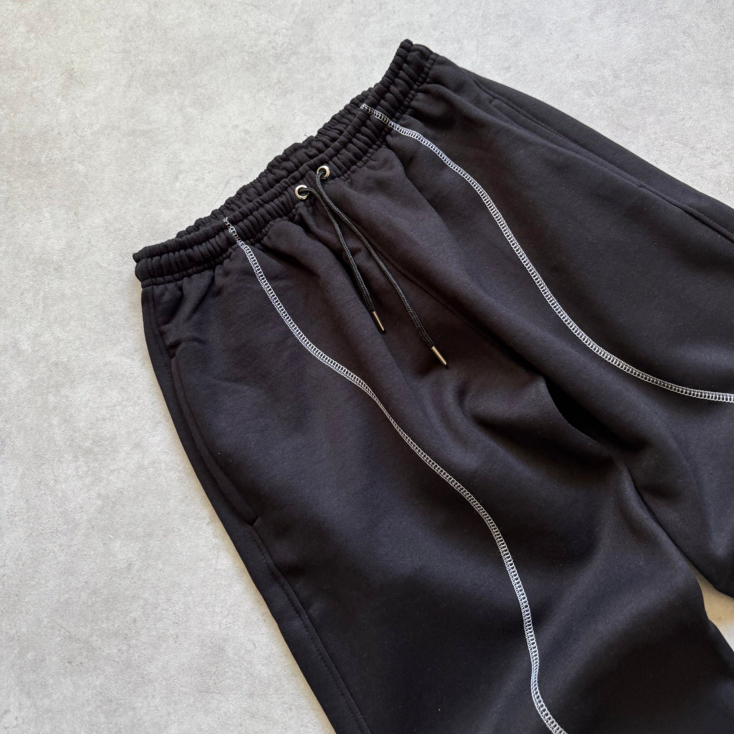 COSMO V2 JOGGERS (CUFFED)