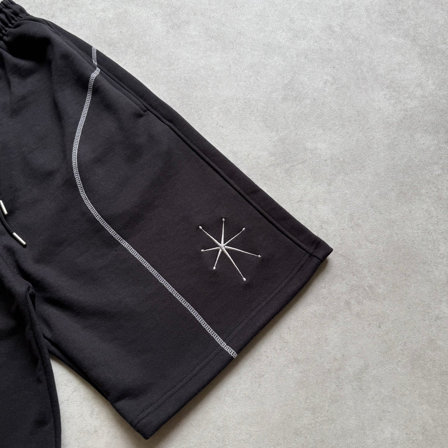 STARLINE SHORT (BLACK)