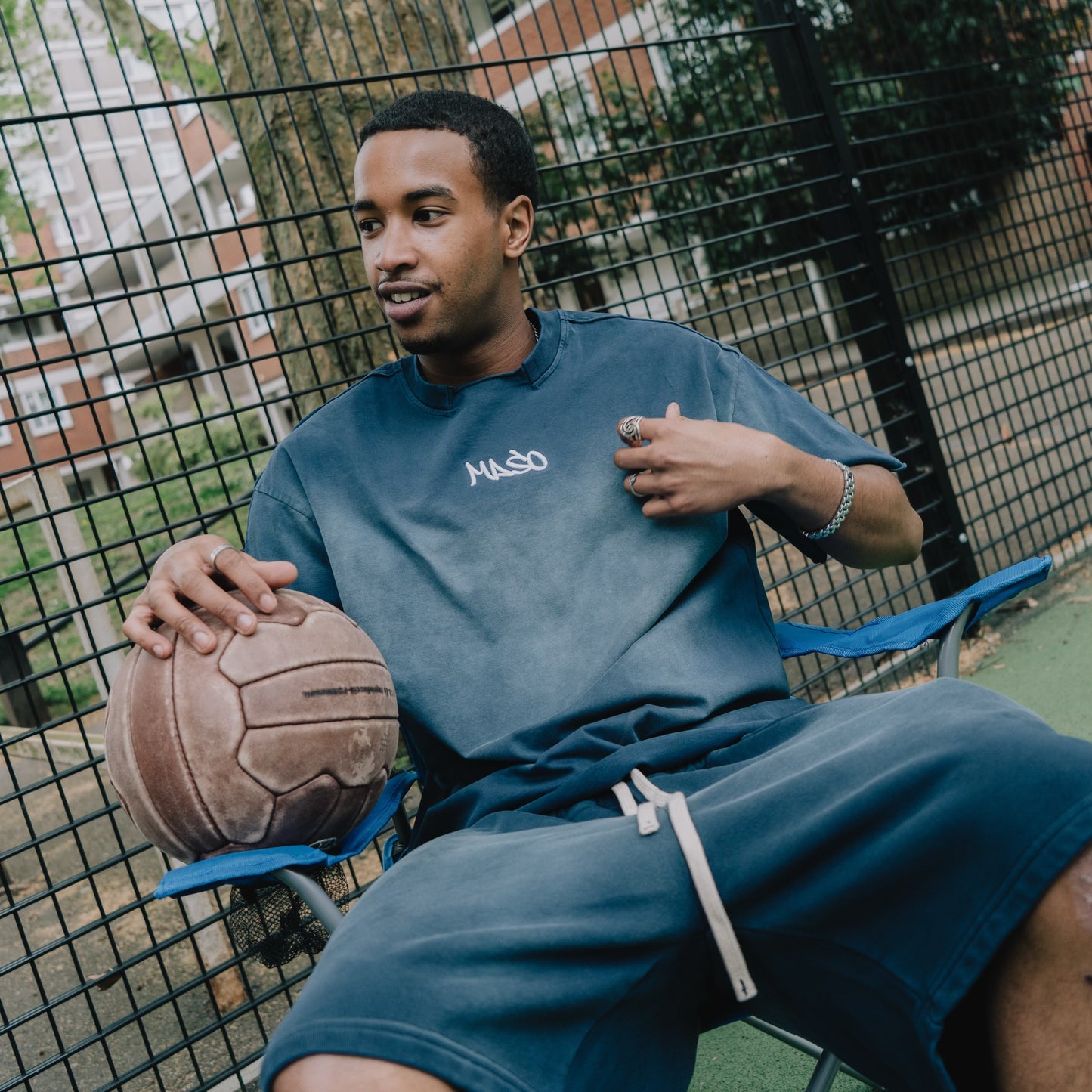 SUN-FADE TEE (NAVY)