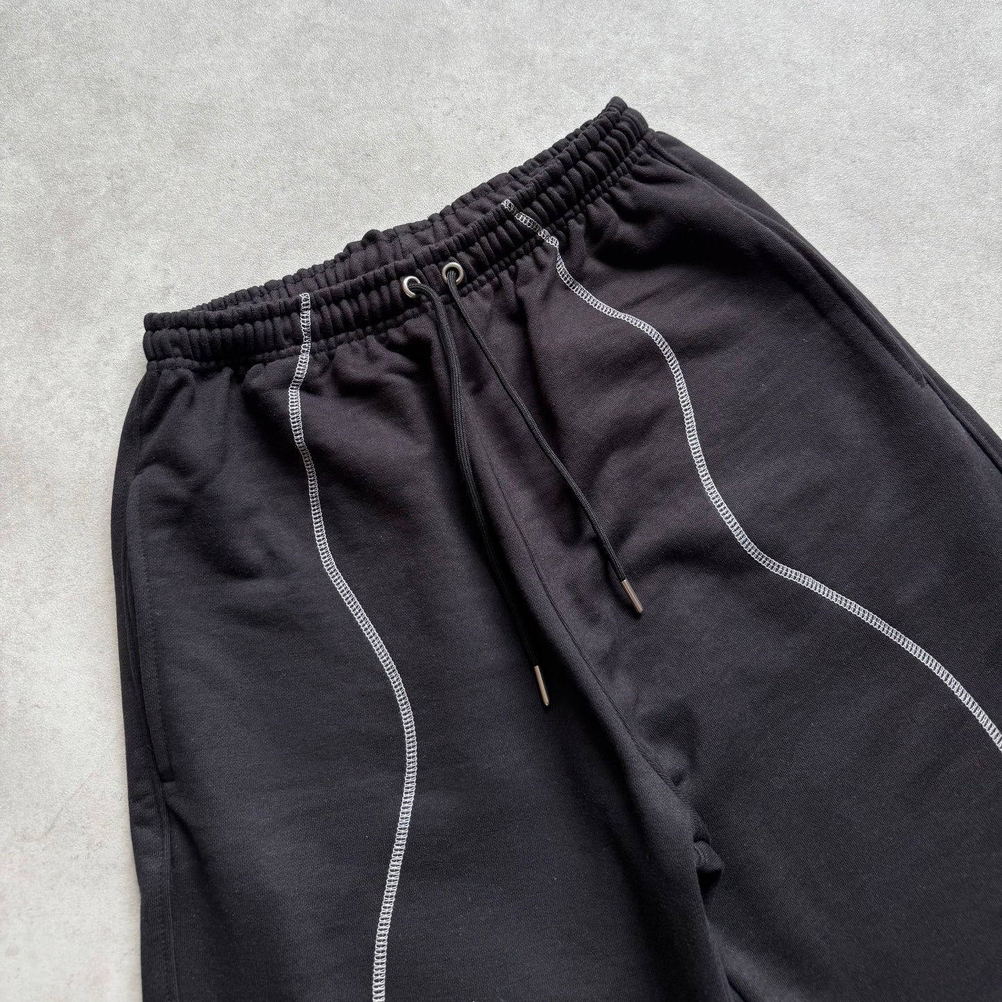 COSMO SHORT (BLACK)