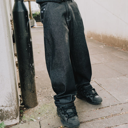 BLITZ DISTRESSED JEANS